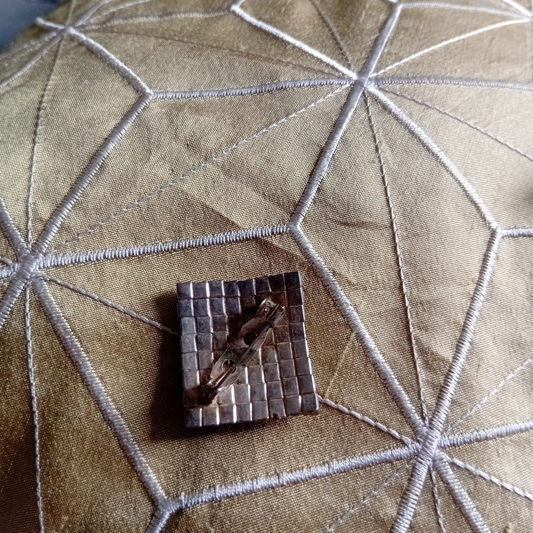 Picture 3 of 9