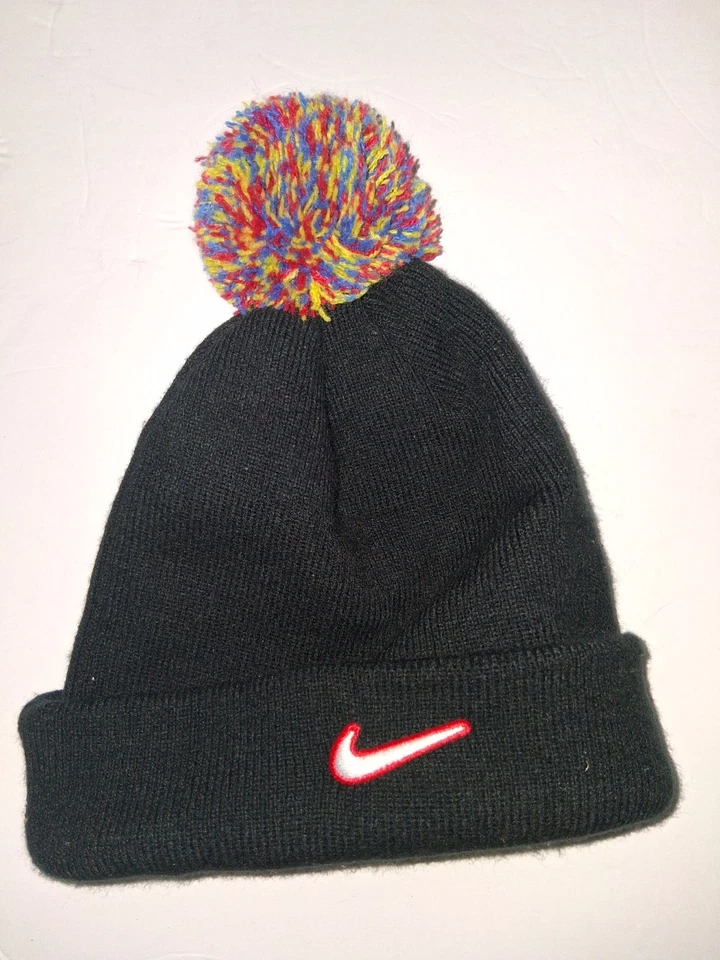 Gorro Nike Little Boy's Just Do It Pom Foto 4 de 4