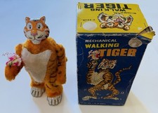 Vintage 1966 Marx Mechanical Walking Tiger Japan Wind Up Toy w/ Original Box