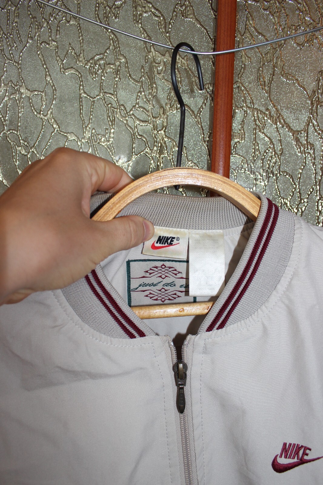 Picture 3 of 10