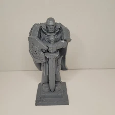 WARHAMMER 40K HONOURED AQUILA IMPERIUM Space Marine Statue TERRAIN