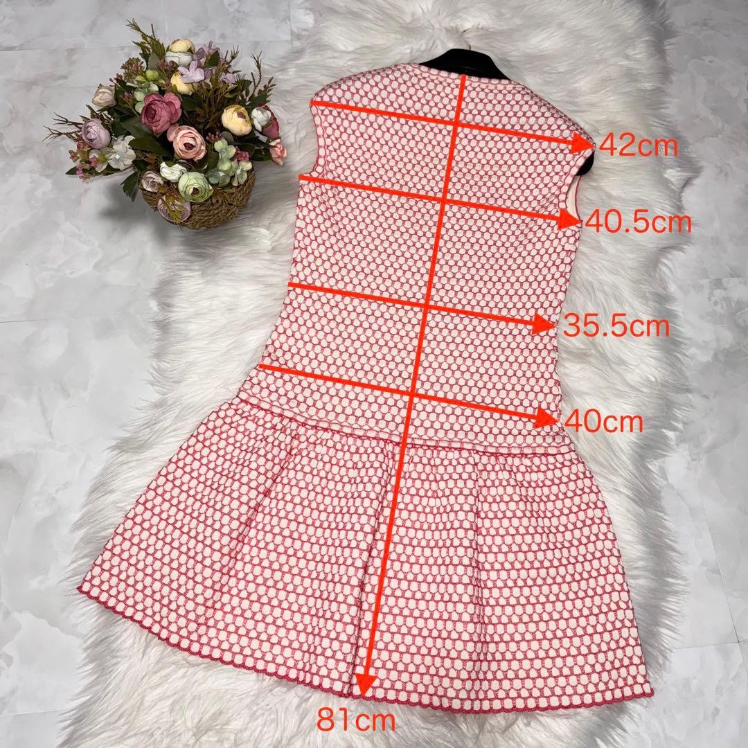 CHANEL Authentic Decorated Honeycombsleeveless Dr… - image 2