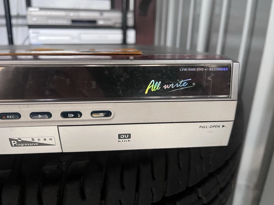 Lite-On LVW-5005  Progressive Compact DVD Recorder No Remote No Cables - Image 2 of 2