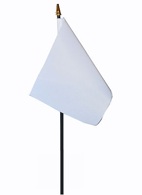 SCHLICHTE WEISSE KLEINE HAND WEHENDE FLAGGE 6'' X 4'' MIT STANGE