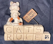 Blossom Bucket Cats Rule No Dogs Allowed Blocks Suzi Vintage Resin Figurine