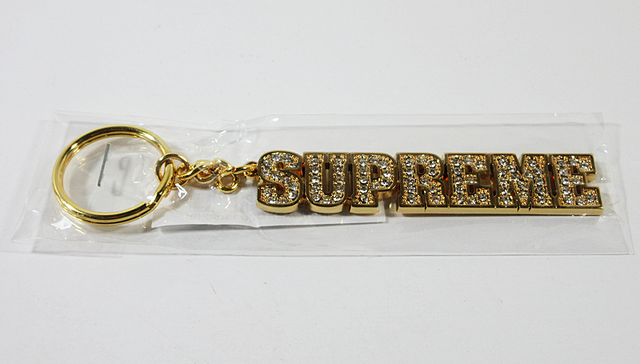 supreme block logo keychain