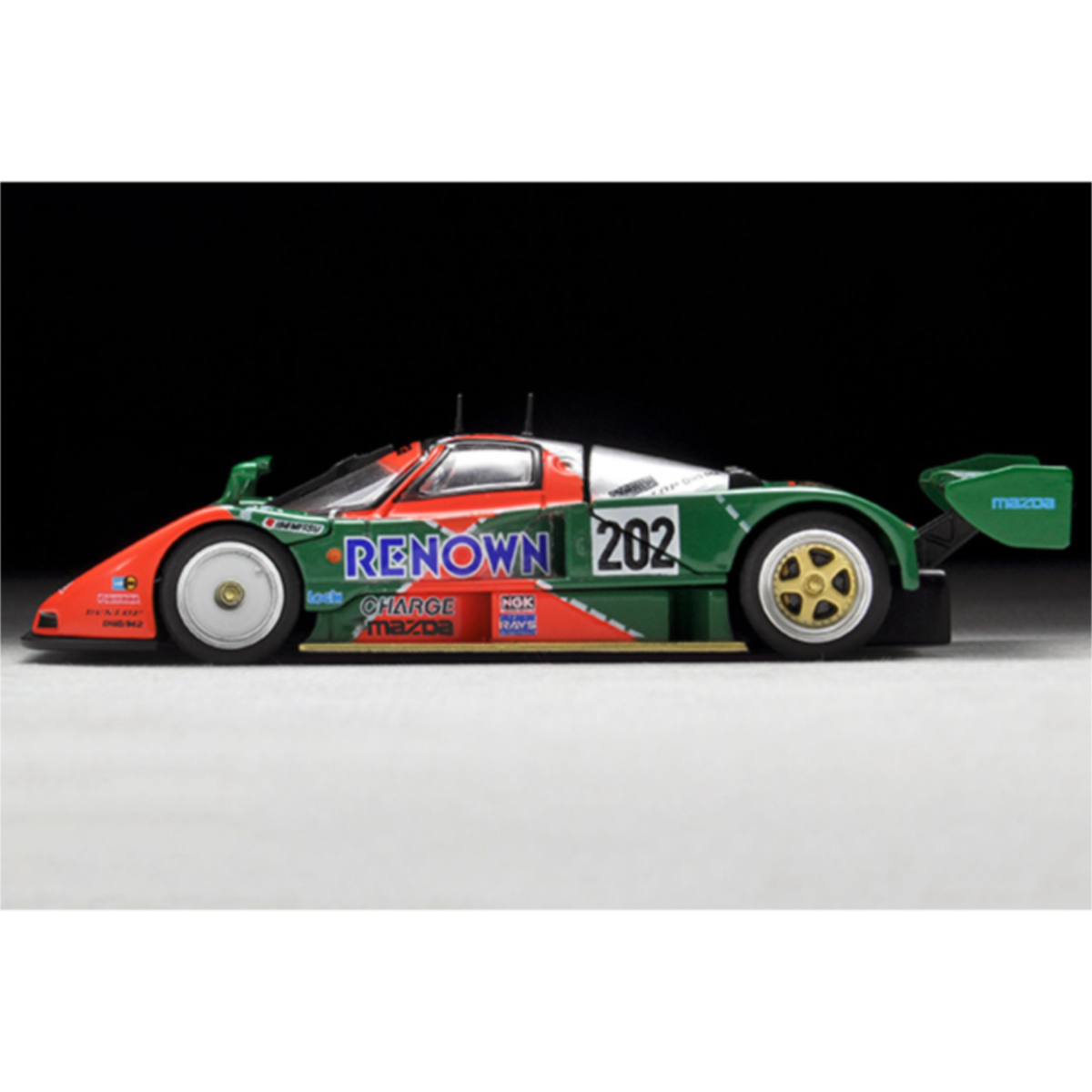 1/64 Tomica Limited Vintage Mazda 787B No.202 Racing Model Car