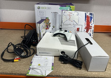 Microsoft Xbox 360 Special Edition Kinect Bundle 4GB White Console- 04010001