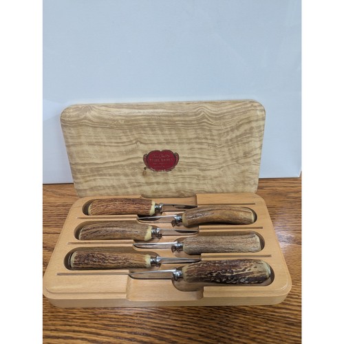 Lewis Rose & Co. Vintage Stag-horn Steak Knives set of 6 w/ Wooden Case England