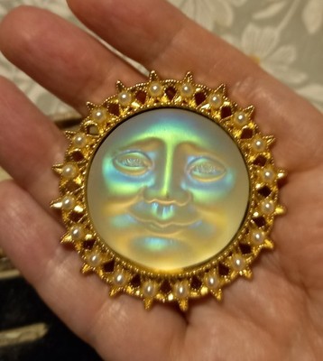 BROOCH Seaview SUNFACE Faux PEARL Irridescent CLASSY Fab GLAM Beautiful PRETTY 