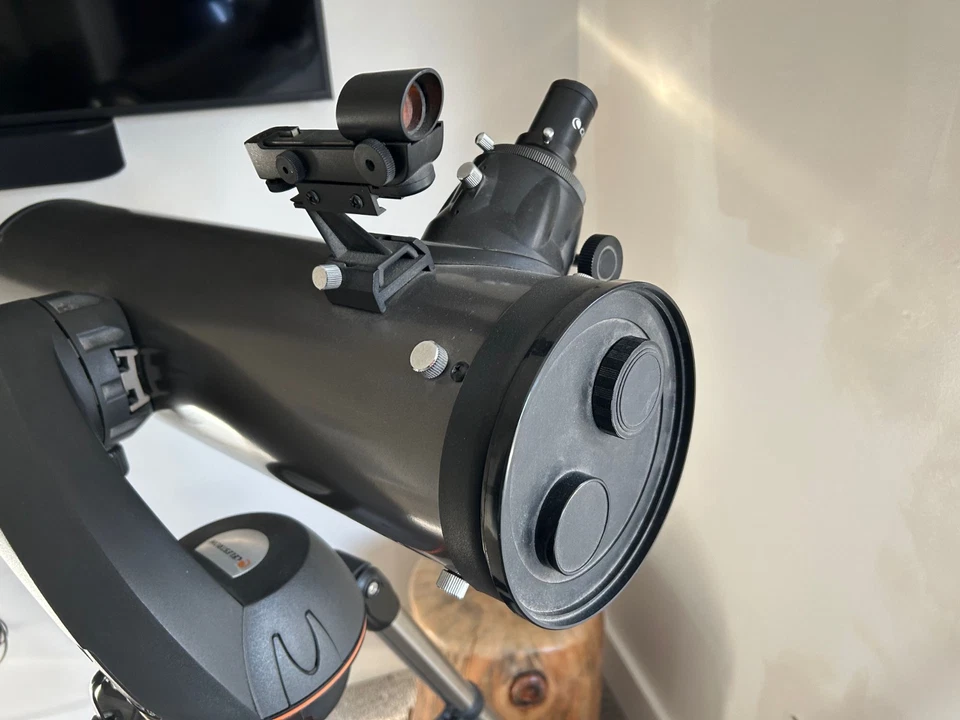 Telescopio Computarizado Celestron NexStar 130SLT con Soporte y Control Remoto Foto 3 de 4