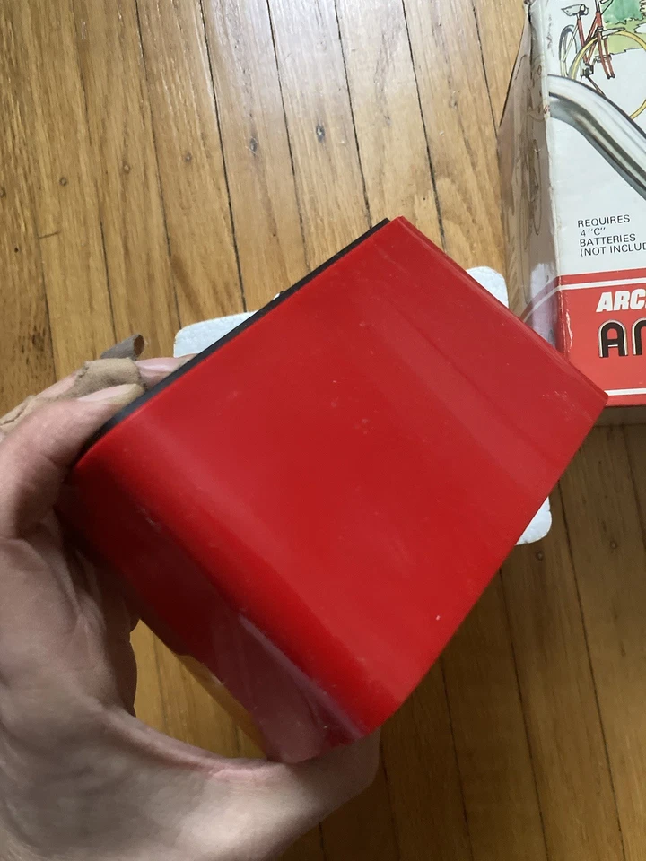 Radio y bocina retro de colección Archer Road Patrol AM para bicicleta por radio Shack Foto 4 de 4