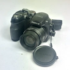 FujiFilm FinePix S1000fd 10MP Digital Camera TESTED WORKING