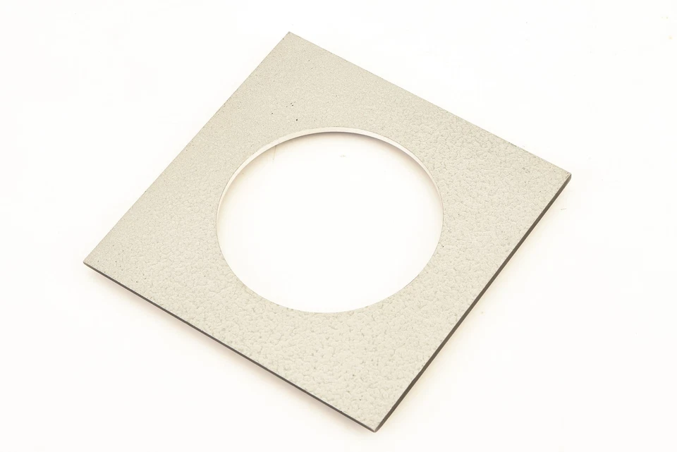 Graflex 4x4 Inch Graphic View Type Metal Lens Board with 65mm Hole V25 - Image 2 of 3