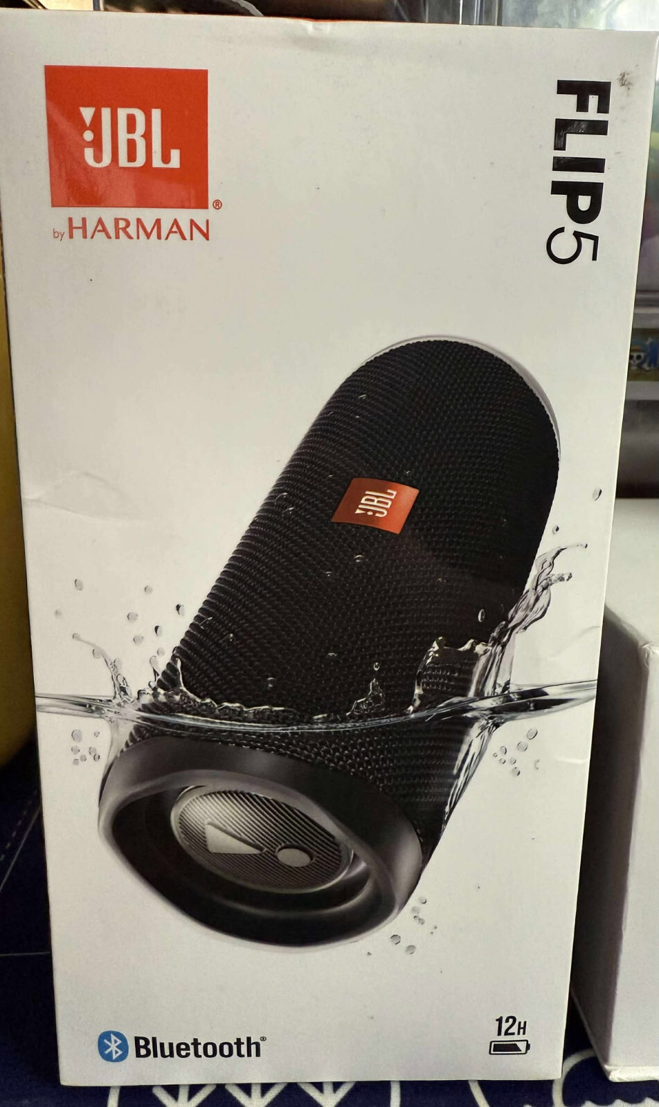 JBL Flip 5 Waterproof Bluetooth Speaker in Midnight Black-image