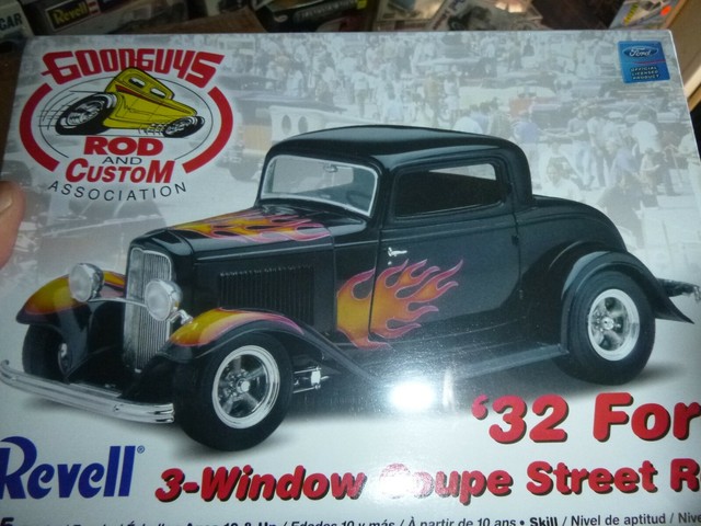 revell 32 ford