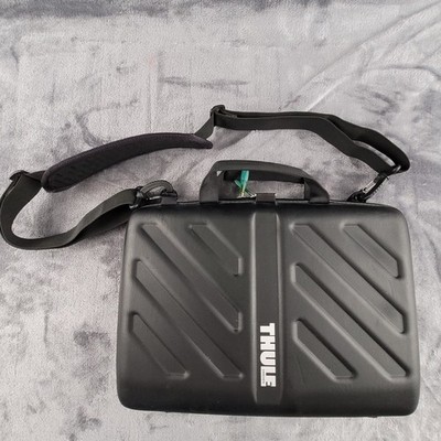 Thule Gauntlet Hardshell 15'' Lap Top Case Black