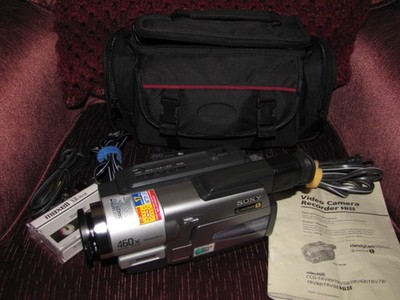 Sony Handycam CCD-TRV68 NTSC Video Hi8 Camcorder Camera Bundle