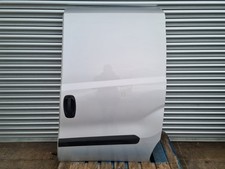 12-18 VAUXHALL COMBO MK3 D LEFT PASSENGER SIDE N/S REAR SLIDING DOOR SILVER