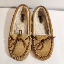 Minnetonka Womens Moccasin Slippers Sz 9 Tan Leather Suede Faux Fur Lined Loafer