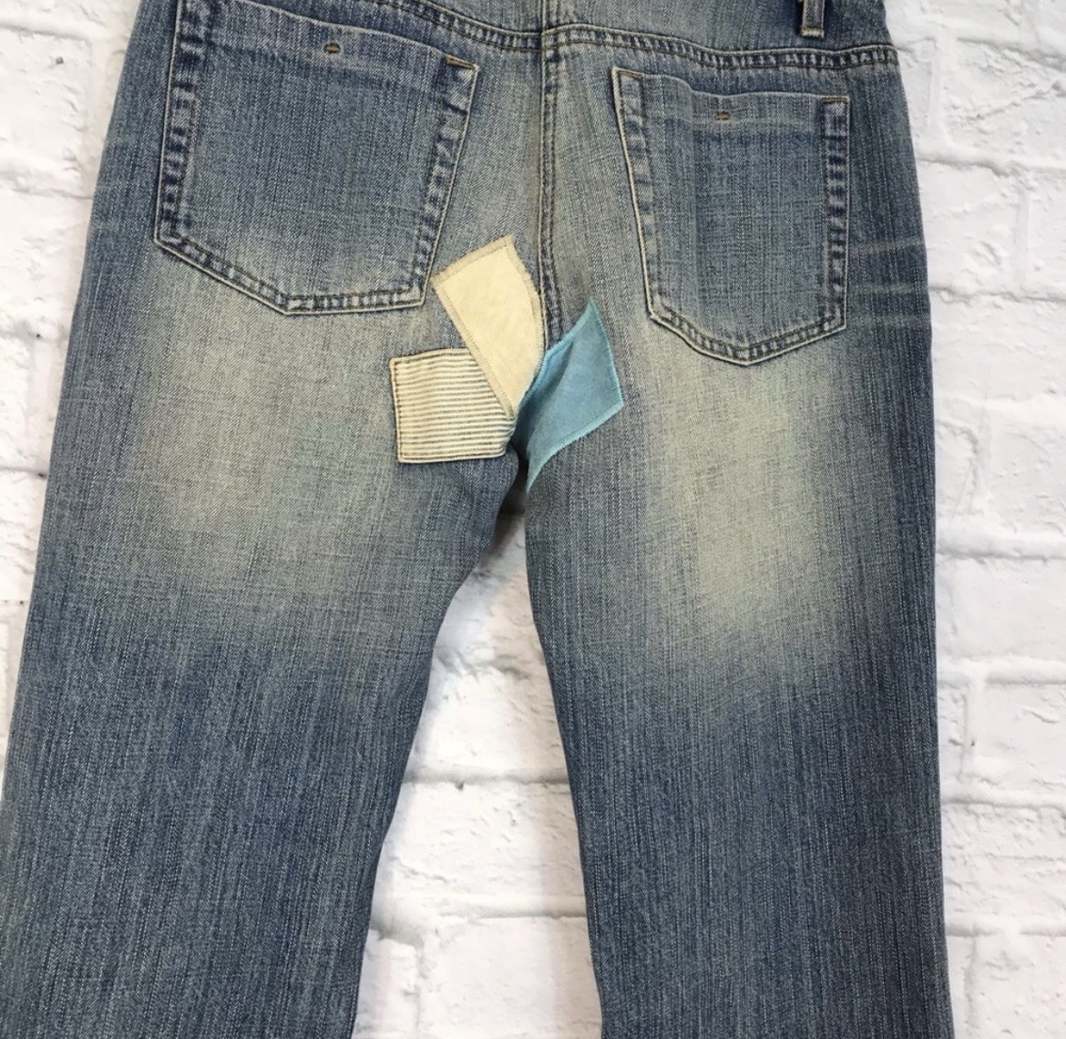 LAUNDRY BY SHELLI SEGAL PATCHWORK DISTRESSED JEANS - image 3