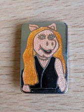 Rare Vintage Muppets Miss Piggy Enamel Metal Badge. Retro Muppet Memorabilia.