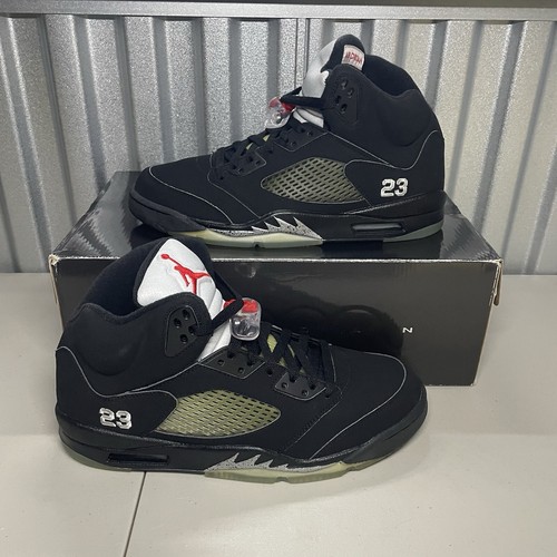 Jordan Retro 5 Metallic Size 10.5 2011 136027-010 Men’s Shoes NEW