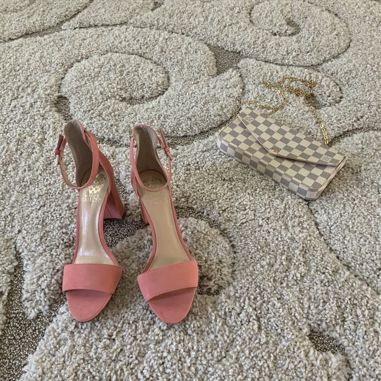 vince camuto corlina clear