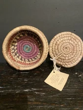 Nigeria Walawa Tribe  Hand Woven Basket Grass Tribal Lid Trinkets Jewelry