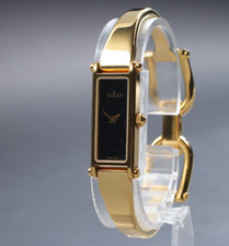 Near MINT Vintage Gucci 1500 12mm Quartz Black Dial Gold Women's From JAPAN