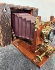 No. 4 Cartridge Kodak Camera Red Leather Bellows with original carrying case