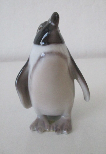 Bing & Grondahl B&G PENGUIN PORCELAIN FIGURINE 3" Black & White #1821 VTG AZ40 - Picture 7 of 10
