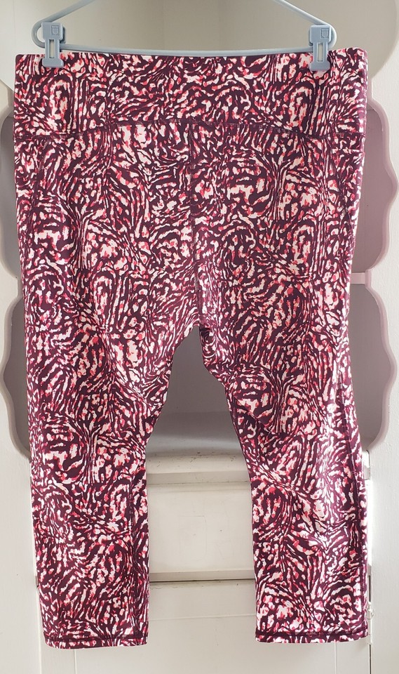 Plus Size 3x Under Amour Work Out Compression Capri Pants Red Rust