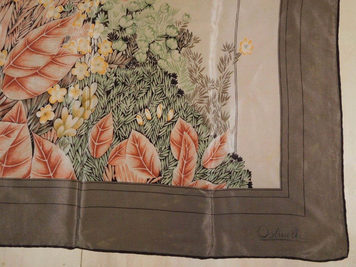 Foulard 100% Soie Vintage Femme - Dimensions 72x78cm - Marque Ostinelli - Occasion Très Bon état