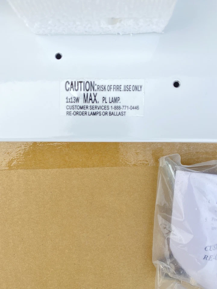 White Metal / Plastic LED Light Bar 13w Bulb Included Indoor Outdoor - Image 3 of 4