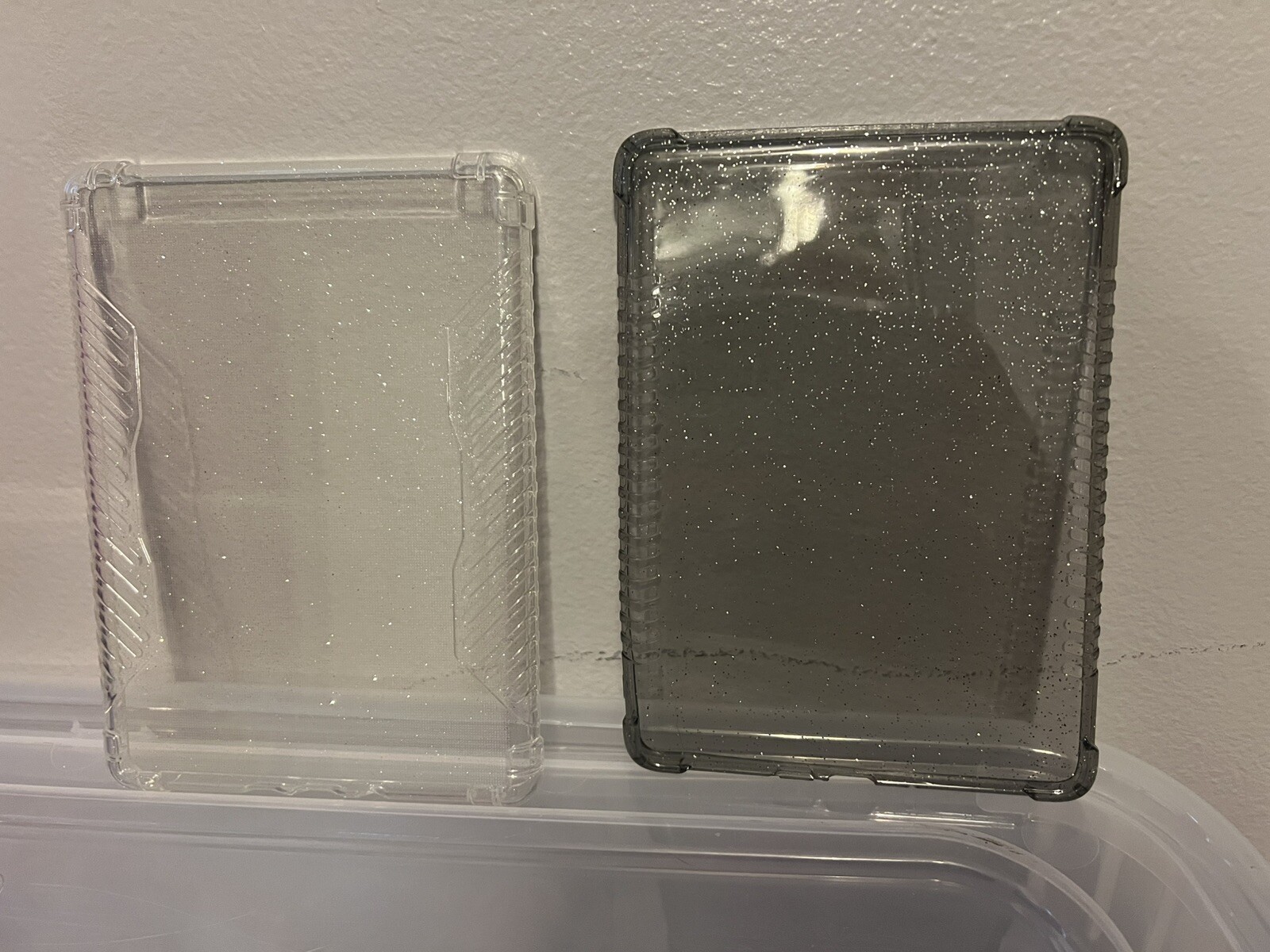 Kindle Paperwhite 11th Gen Black Clear Glitter Case  -image