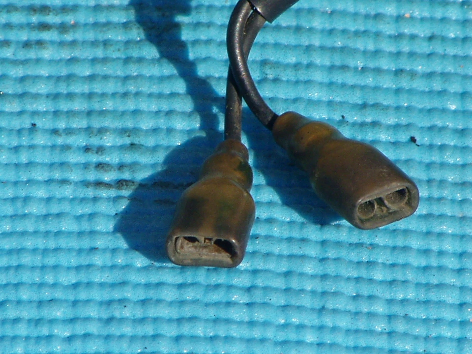 81-82 本田 CB750 CB900 C CB 喇叭线束 子线束 B — 第 2/3 张图片