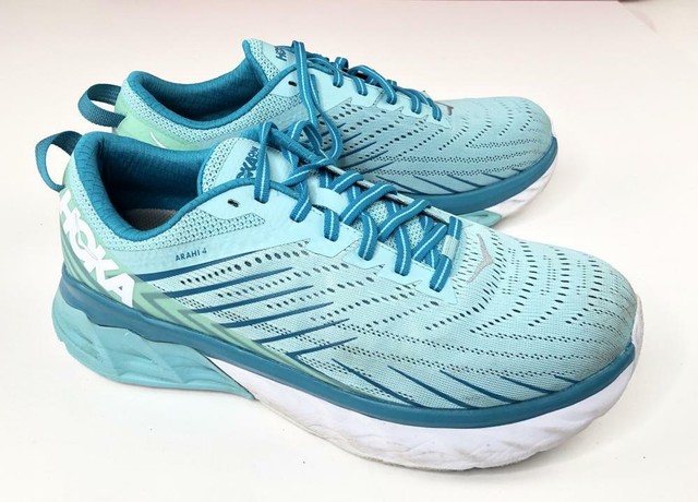 hoka arahi 2 sale