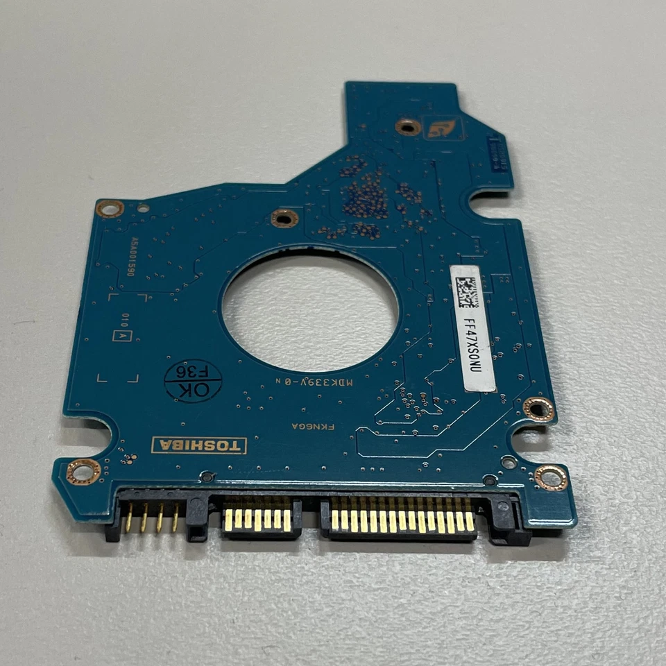 Toshiba MK2035GSS 2.5" SATA HDD PCB Board HDD2A30 G5B00159000-A 020 A0/DK020M - Image 3 of 4