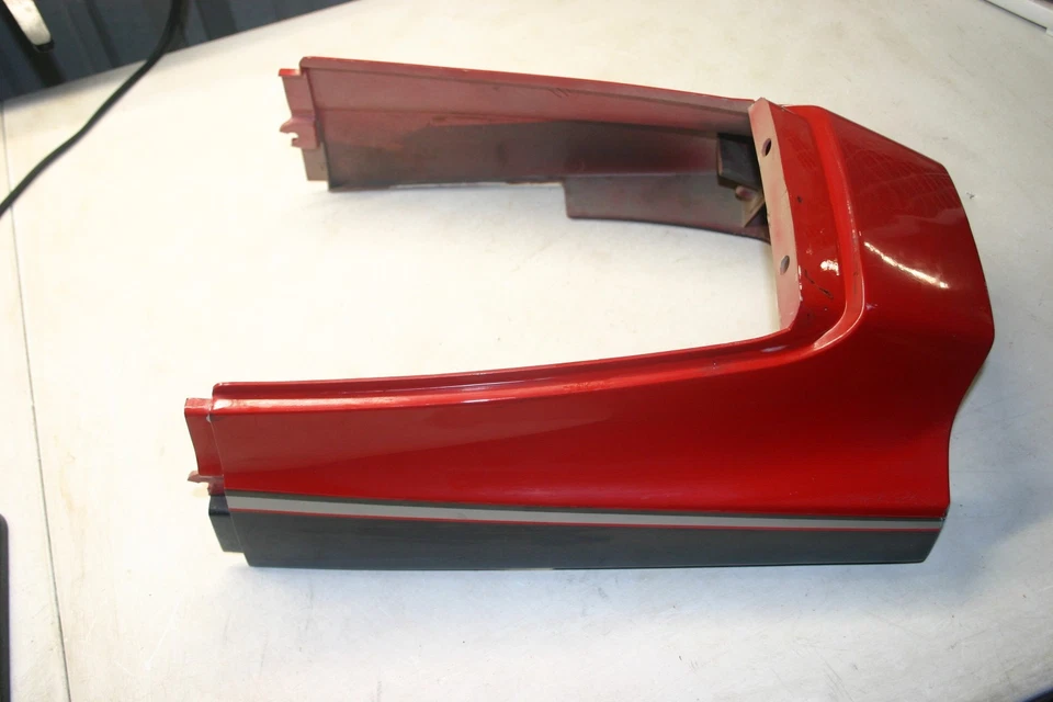 1985-1989 Kawasaki Ninja ZX600R rear back tail fairing /taillight cover - Imagem 2 de 4