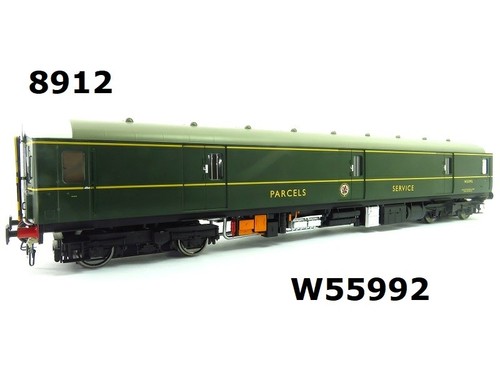 Heljan 8912. Class 128 Pakete DMU W55992 in BR grüner Lackierung Spur O | Condition: New