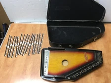 Vintage Chromaharp 15 Chord 36 String with Case  missing one string