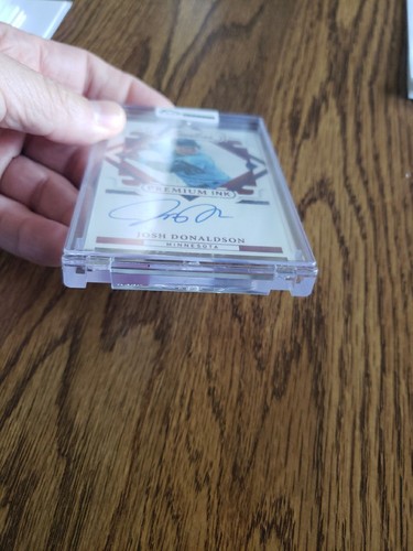 2022 Panini Perfetto Josh Donaldson Premium Inchiostro Autografo Rubino 11/20 PI-JD NM-MT - Foto 5 di 5