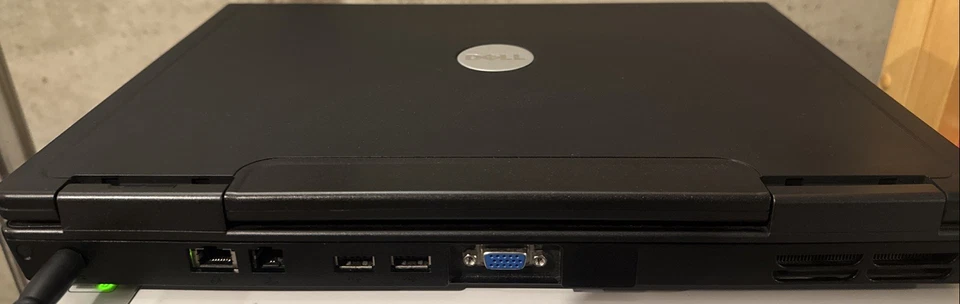 DELL VOSTRO 1000 LAPTOP - Boots To BIOS For Parts Or Repair - Image 3 of 4
