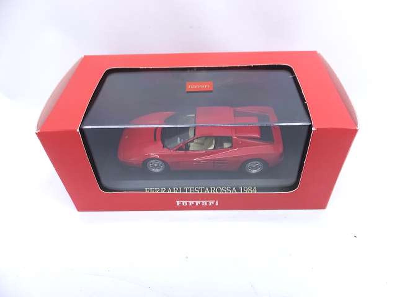 IXO Models Ferrari Testarossa 1984 1:43 FER022