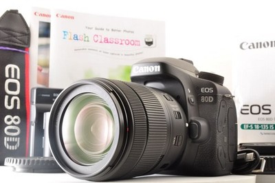 *Neuwertige 890shot Canon EOS 80D /18-135mm F3.5-5.6 IS USM Objektiv DSLR Kam...