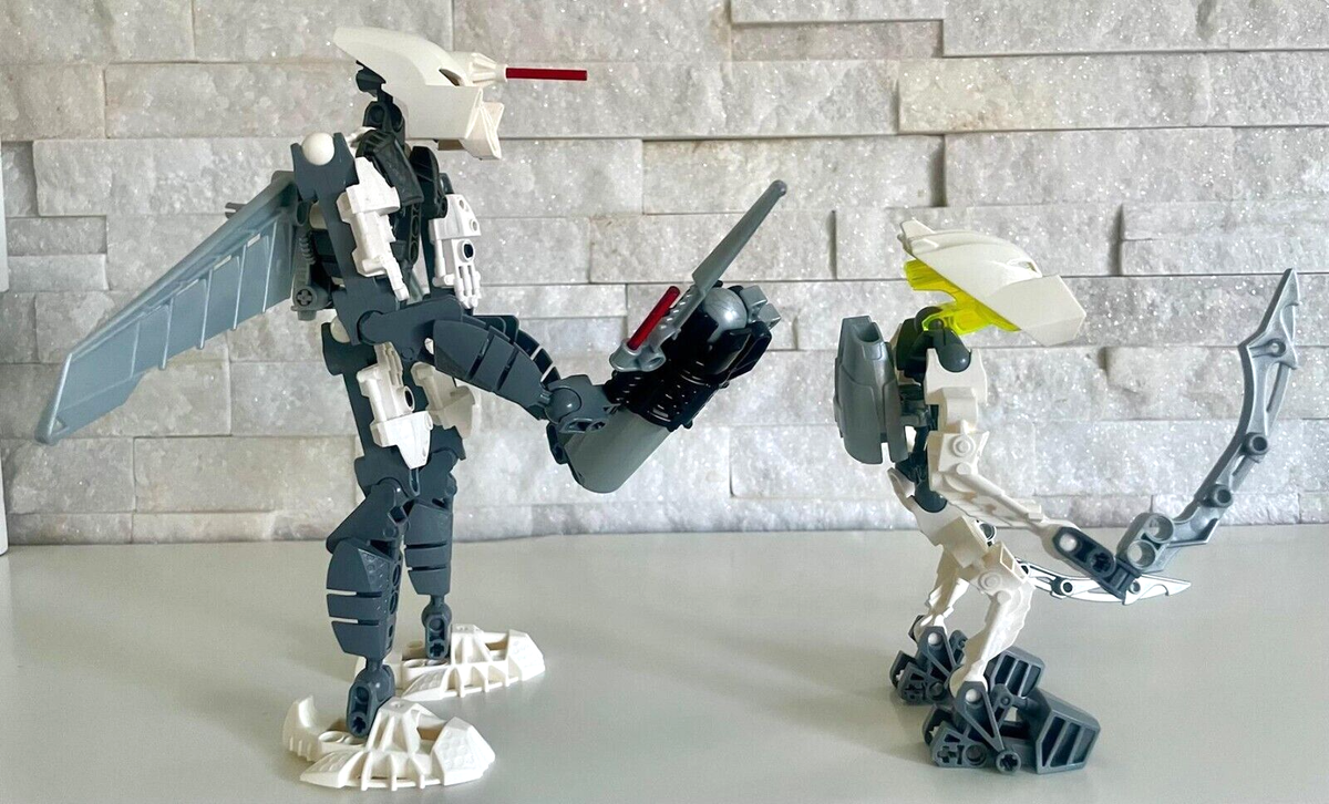 Bionicle Phantoka: 8685 & 8945 , 8687 & 8946 w/Zamors . Complete
