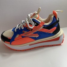 FILA 5RM02253 Ray Tracer Apex Leather Running Shoes Sneakers 5 US / 35.5 EU EUC