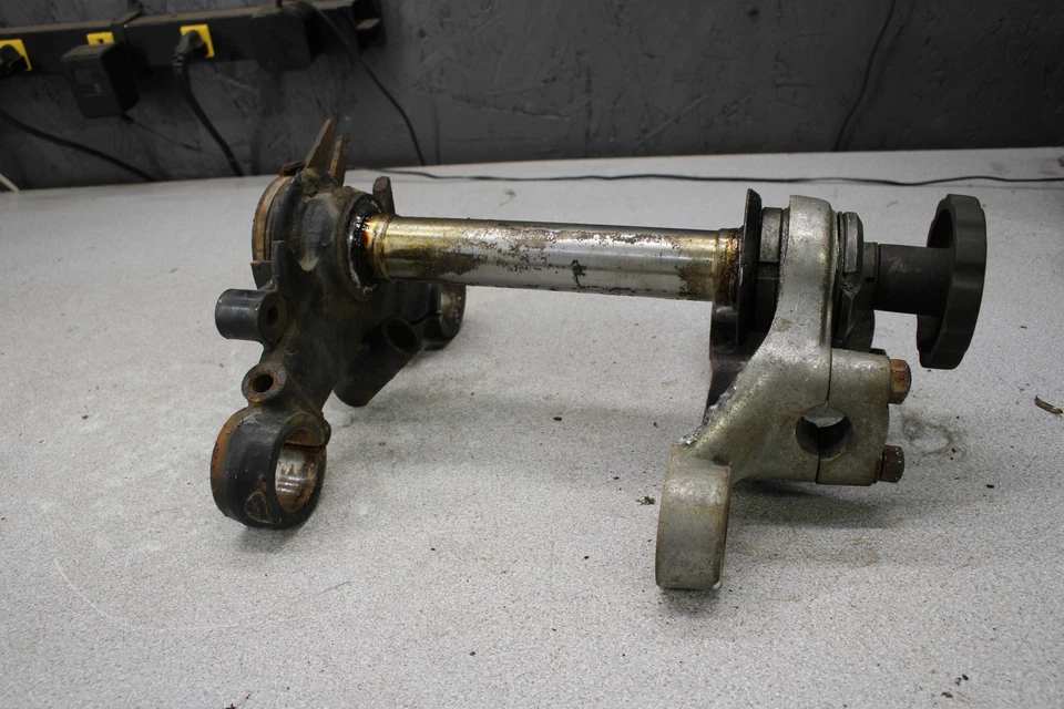 1968 Kawasaki A1SS A7 GARFOS DIANTEIROS BRAÇADEIRA TRIPLA ÁRVORE HASTE I7-6002.HI - Imagem 3 de 4