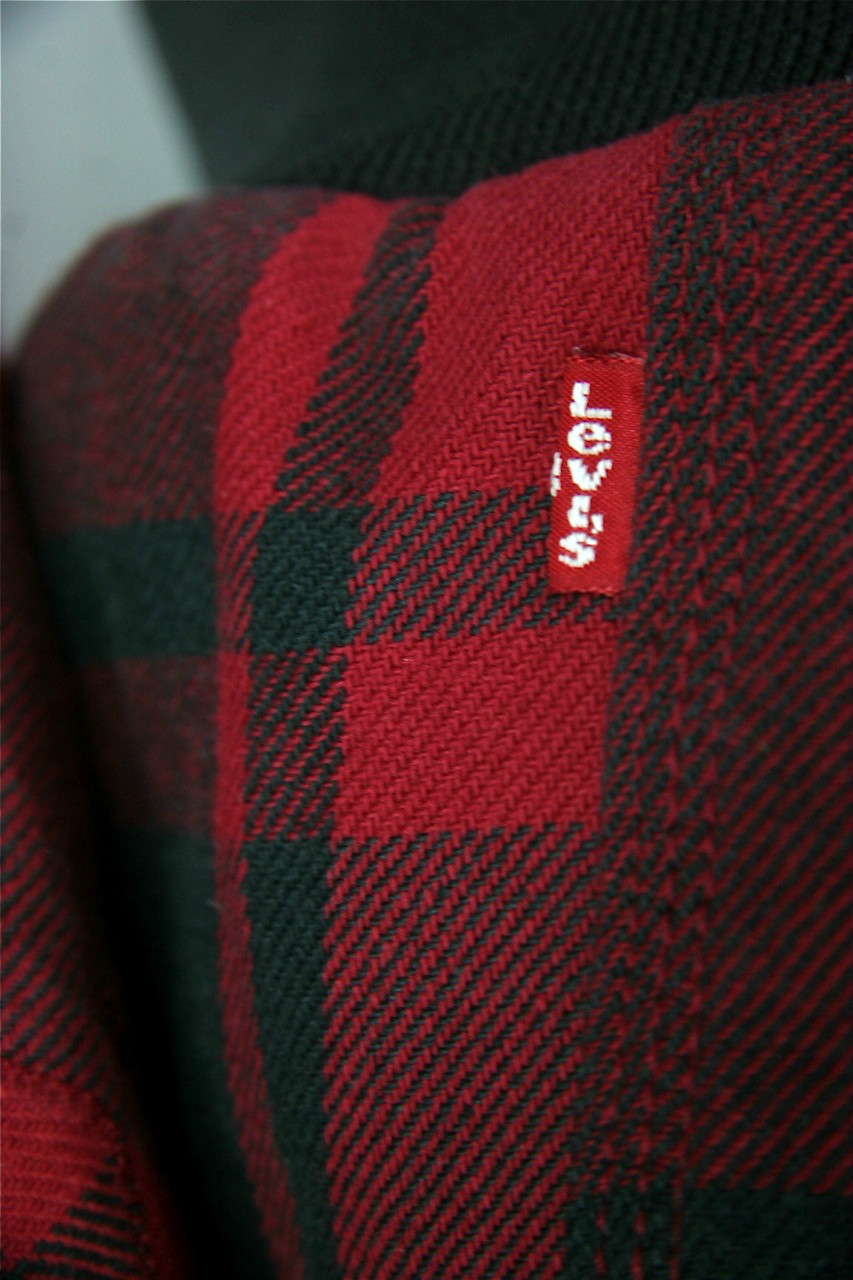 Levi's Red Plaid Quilted Jacket  Standard Fit Levi Strauss & Co Levis